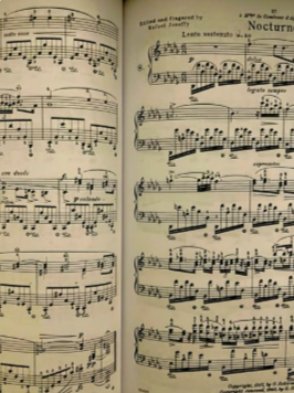 Photo livre de partitions de Chopin
